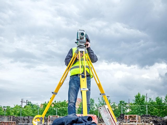 Topografía de precisión: clave para el éxito de obras viales y urbanizaciones